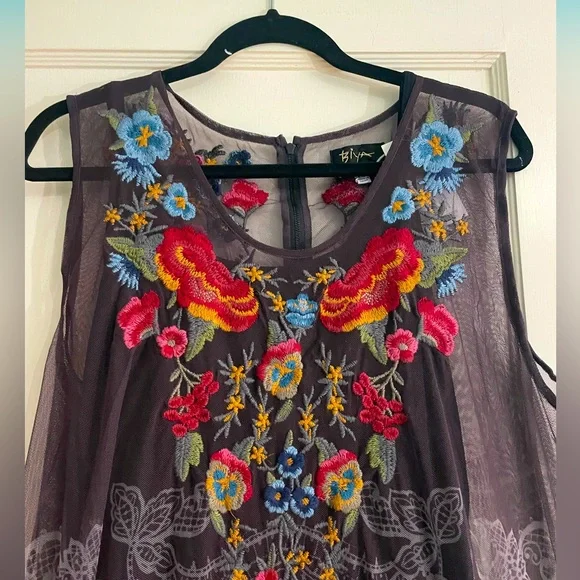 Johnny Was, Eleir printed mesh Maxi Dress Size XXL Floral Sleeveless Embroiderd - Picture 3 of 11